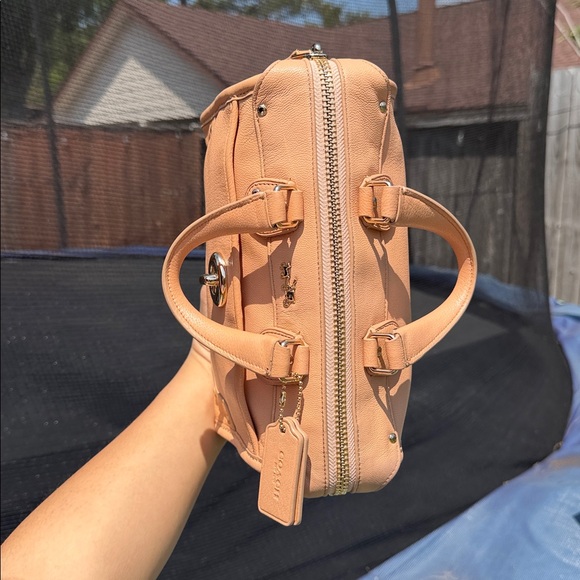 Coach APRICOT Leather crossbody/hand bag - Picture 13 of 16